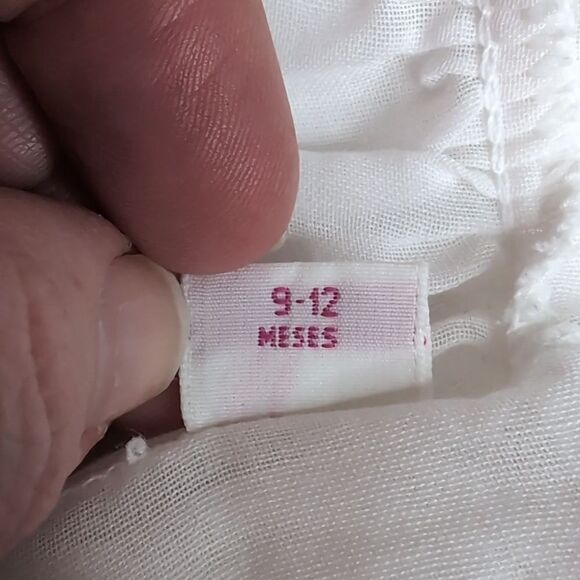 Vintage Fresita 9-12 Months White Embroidered Little Lamb Apron - Picture 9 of 9